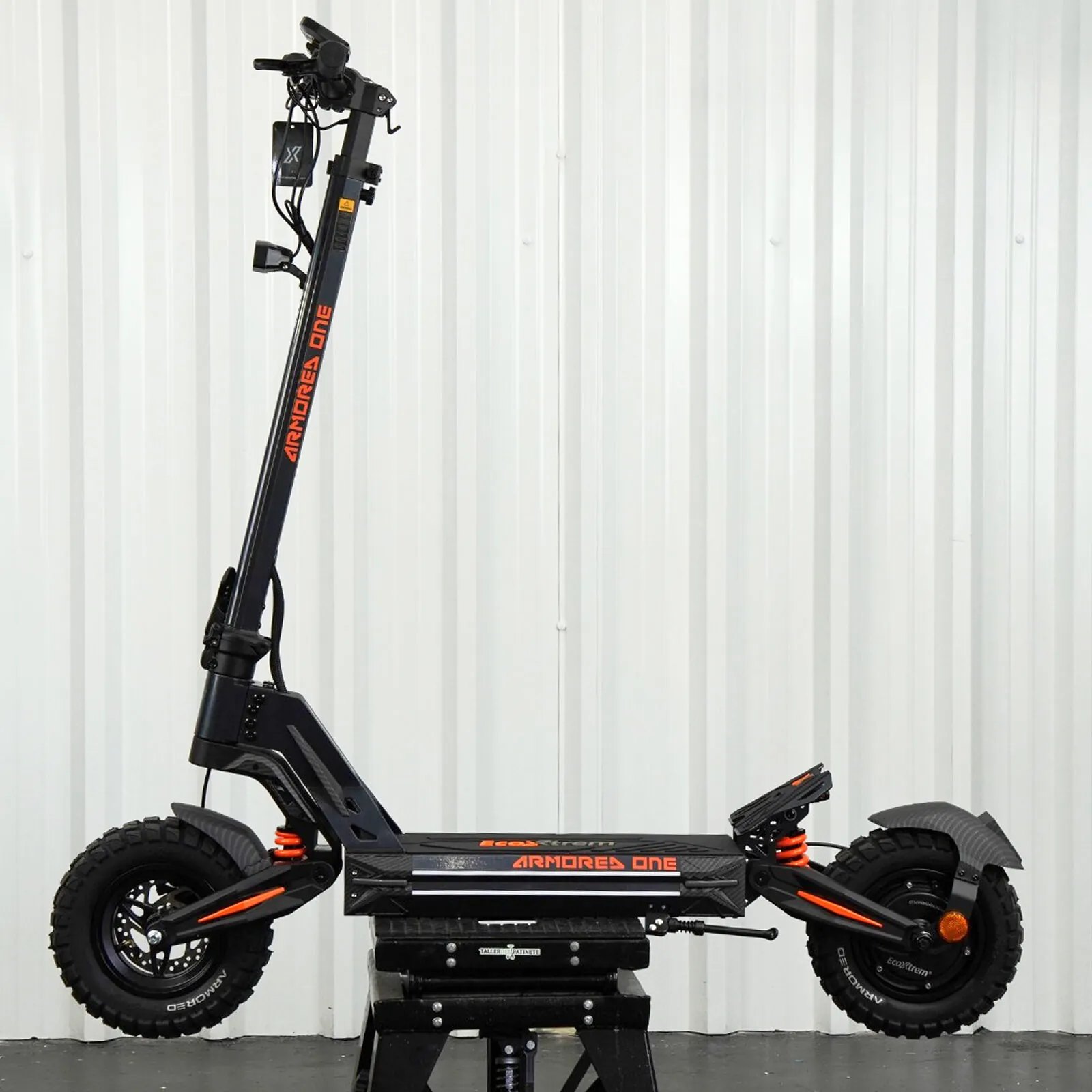 Patinete Eléctrico Ecoxtrem M41 Armored One Pro Homologado DGT